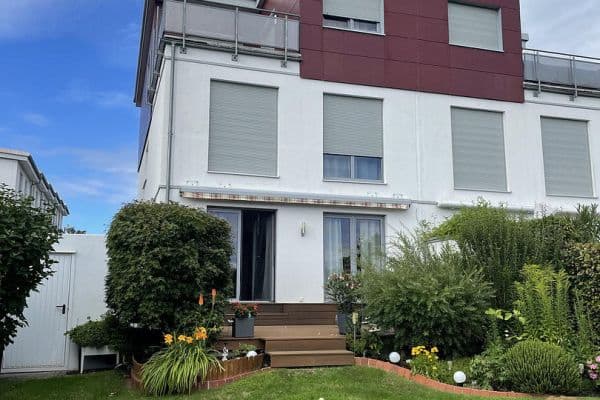 Prodej domu 174 m², pozemek 350 m², Wiesbaden Prodej domu 174 m², pozemek 350 m², Wiesbaden