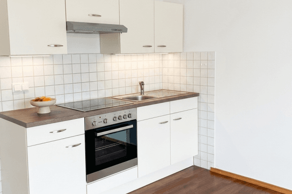 Pronájem bytu 3+1 86 m², Ludwigshafen Pronájem bytu 3+1 86 m², Ludwigshafen