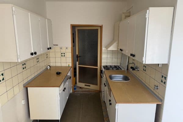 Pronájem bytu 3+1 72 m², Brožíkova, Plzeň, Plzeňský kraj Pronájem bytu 3+1 72 m², Brožíkova, Plzeň, Plzeňský kraj