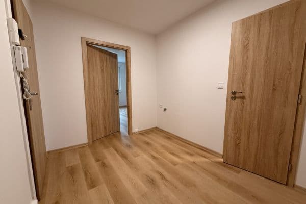 Pronájem bytu 2+kk 41 m², Havlíčkova, Česká Lípa, Liberecký kraj Pronájem bytu 2+kk 41 m², Havlíčkova, Česká Lípa, Liberecký kraj
