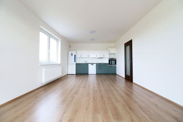 Pronájem bytu 3+kk 75 m², Armádní, Milovice Pronájem bytu 3+kk 75 m², Armádní, Milovice