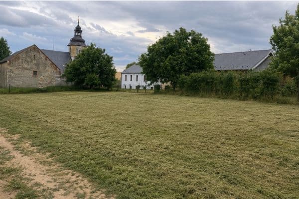 Prodej pozemku 751 m², Hlinka Prodej pozemku 751 m², Hlinka