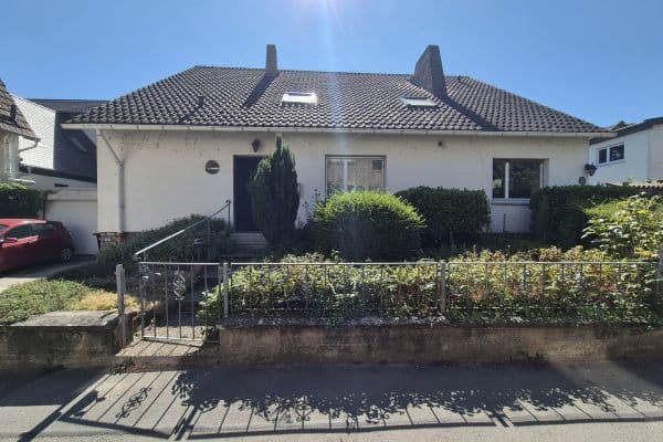 Prodej domu 210 m², pozemek 928 m², Oestrich-Winkel Prodej domu 210 m², pozemek 928 m², Oestrich-Winkel