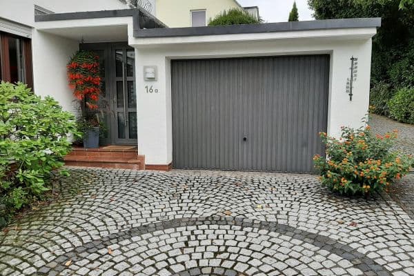 Prodej domu 166 m², pozemek 492 m², Oberursel Prodej domu 166 m², pozemek 492 m², Oberursel