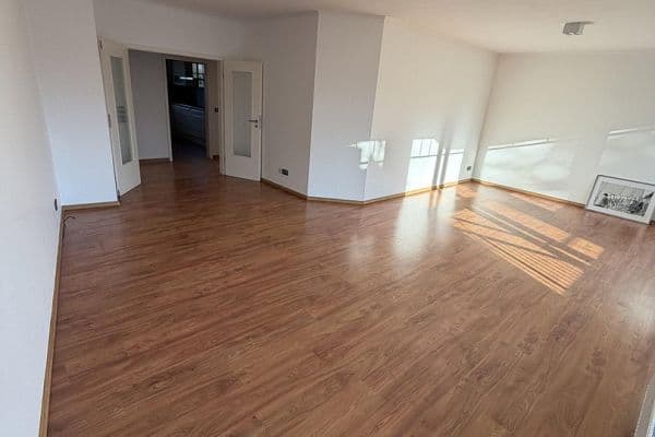 Prodej bytu 3+kk 117 m², Saseler Chaussee, Hamburg, Hamburg Prodej bytu 3+kk 117 m², Saseler Chaussee, Hamburg, Hamburg
