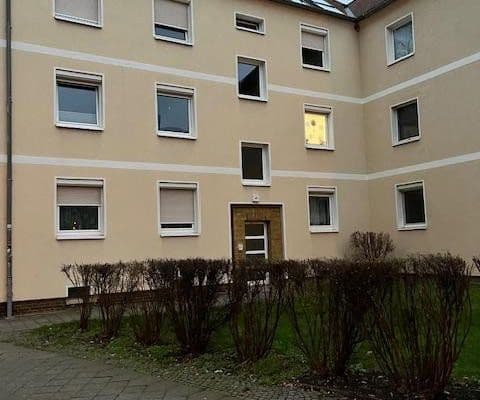 Pronájem bytu 3+1 67 m², Gröpplerstraße 81, Leipzig Pronájem bytu 3+1 67 m², Gröpplerstraße 81, Leipzig