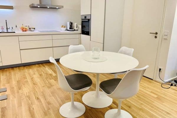 Pronájem bytu 2+kk 70 m², Frankfurt Pronájem bytu 2+kk 70 m², Frankfurt