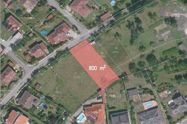 Prodej pozemku 800 m², Zlín Prodej pozemku 800 m², Zlín
