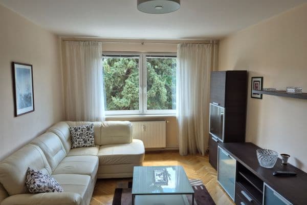 Pronájem bytu 2+1 54 m², Nosická, Praha Pronájem bytu 2+1 54 m², Nosická, Praha
