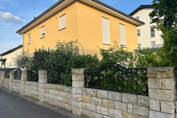 Prodej domu 150 m², pozemek 568 m², Bad Schwalbach Prodej domu 150 m², pozemek 568 m², Bad Schwalbach