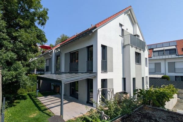 Prodej bytu 4+1 114 m², Weissach Prodej bytu 4+1 114 m², Weissach