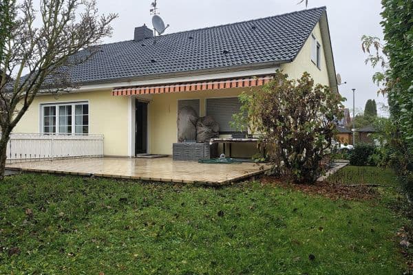 Prodej domu 167 m², pozemek 518 m², Trebur-Geinsheim Prodej domu 167 m², pozemek 518 m², Trebur-Geinsheim