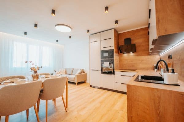 Prodej bytu 3+kk 64 m², Vejprnická, Plzeň Prodej bytu 3+kk 64 m², Vejprnická, Plzeň