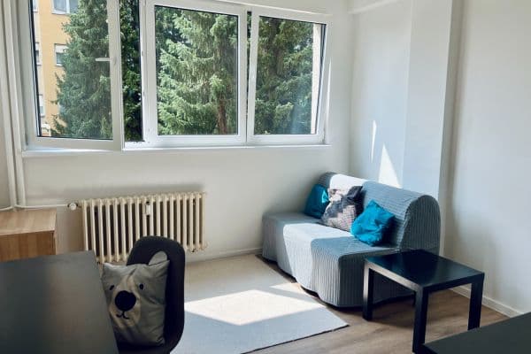 Pronájem bytu 1+kk 20 m², Na Okruhu, Praha Pronájem bytu 1+kk 20 m², Na Okruhu, Praha