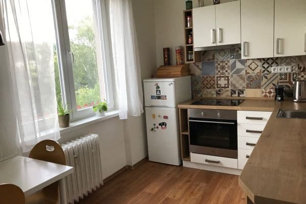 Pronájem bytu 2+1 54 m², Poděbradská, Praha Pronájem bytu 2+1 54 m², Poděbradská, Praha