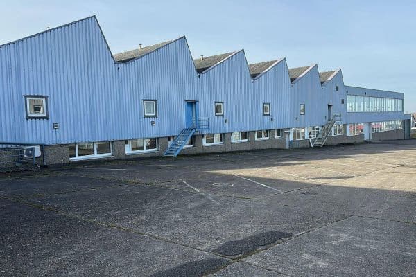 Pronájem nebytového prostoru 16.000 m², Bitcherstr. 6, Vinningen Pronájem nebytového prostoru 16.000 m², Bitcherstr. 6, Vinningen