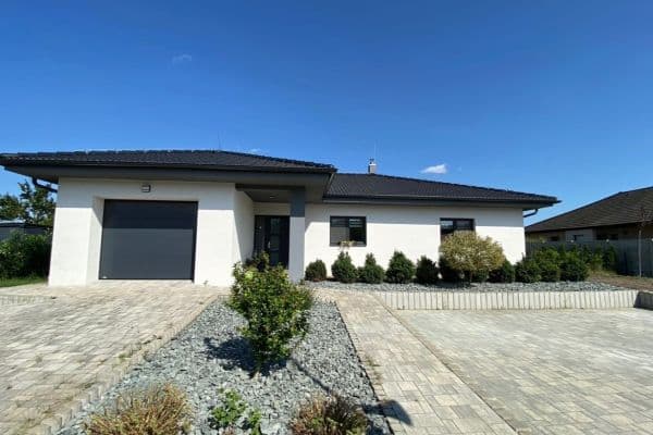 Prodej domu 150 m², pozemek 1.104 m², Ke Stráni, Jelen Prodej domu 150 m², pozemek 1.104 m², Ke Stráni, Jelen