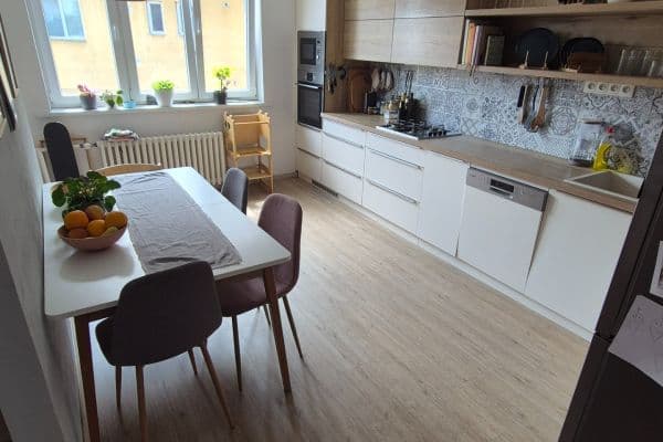 Pronájem bytu 3+kk 80 m², Kostelec nad Labem Pronájem bytu 3+kk 80 m², Kostelec nad Labem