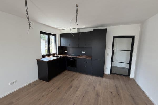 Pronájem bytu 4+1 76 m², Ingolstadt, Bavorsko Pronájem bytu 4+1 76 m², Ingolstadt, Bavorsko