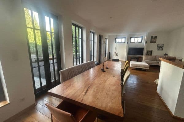 Prodej domu 306 m², pozemek 360 m², Armbruststraße 23, Speyer Prodej domu 306 m², pozemek 360 m², Armbruststraße 23, Speyer
