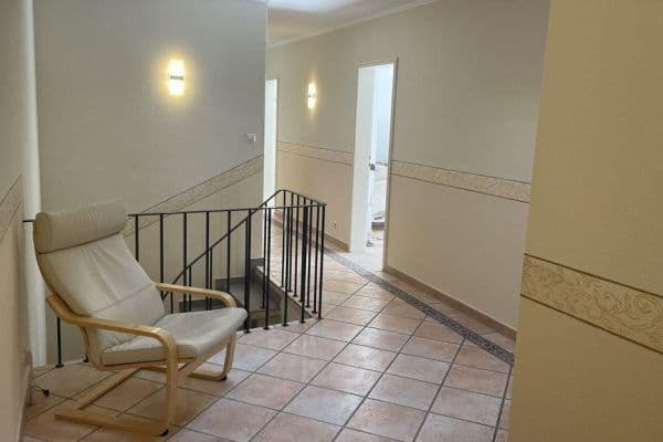 Pronájem bytu 4+kk 130 m², Filderstadt Pronájem bytu 4+kk 130 m², Filderstadt