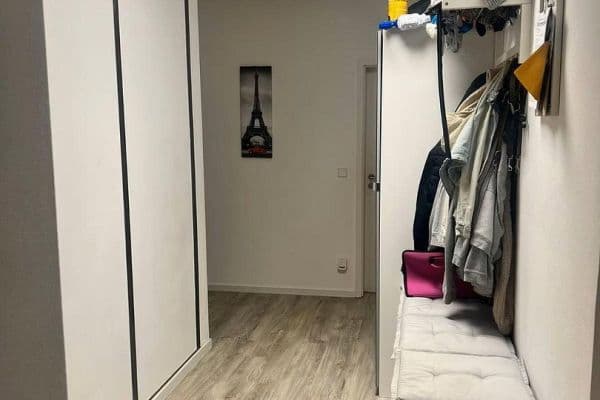 Prodej bytu 3+1 80 m², Horkheim, Bádensko-Württembersko Prodej bytu 3+1 80 m², Horkheim, Bádensko-Württembersko