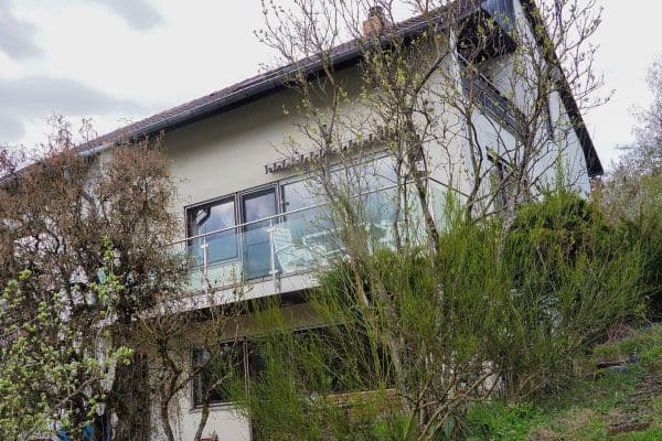 Prodej domu 214 m², pozemek 553 m², Heiligkreuzsteinach Prodej domu 214 m², pozemek 553 m², Heiligkreuzsteinach