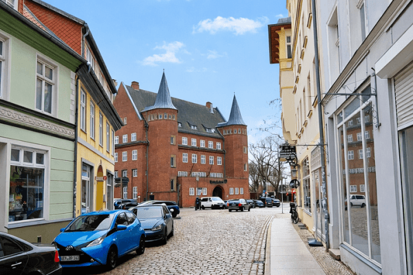Pronájem bytu 3+1 82 m², Tribseer Str. 29, Stralsund Pronájem bytu 3+1 82 m², Tribseer Str. 29, Stralsund