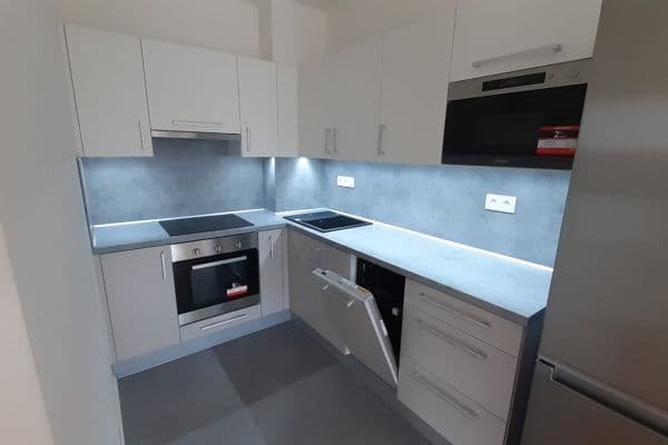Prodej bytu 2+kk 42 m², Na Radouči, Mladá Boleslav Prodej bytu 2+kk 42 m², Na Radouči, Mladá Boleslav