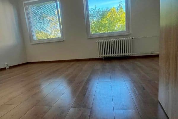 Pronájem bytu 2+1 56 m², Kamenná, Ústí nad Labem Pronájem bytu 2+1 56 m², Kamenná, Ústí nad Labem