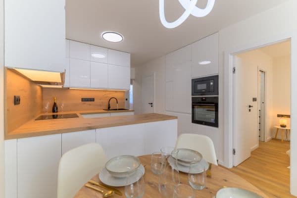 Prodej bytu 4+kk 65 m², Křejpského, Praha Prodej bytu 4+kk 65 m², Křejpského, Praha