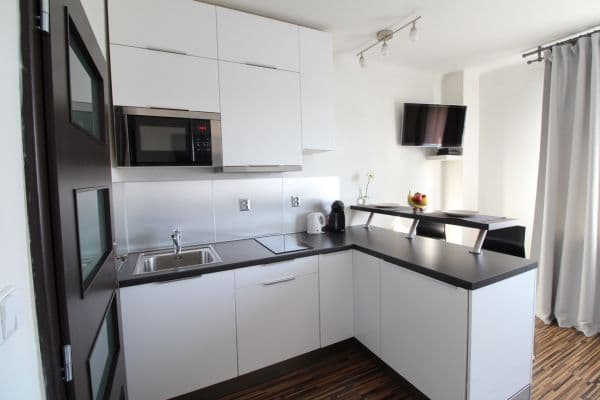 Pronájem bytu 1+kk 24 m², Vršovická, Praha Pronájem bytu 1+kk 24 m², Vršovická, Praha