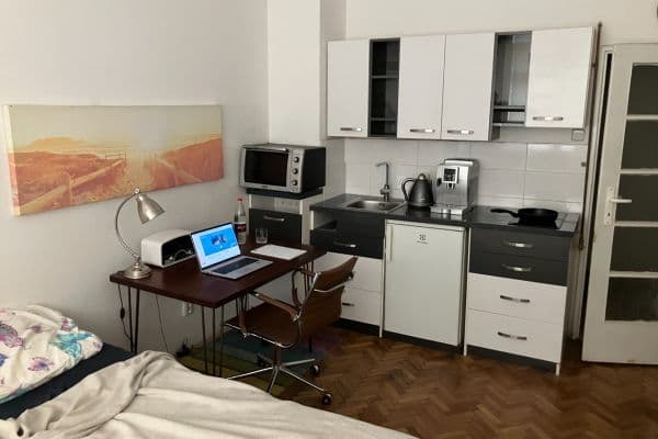 Pronájem bytu 1+kk 20 m², Sokolovská, Praha Pronájem bytu 1+kk 20 m², Sokolovská, Praha