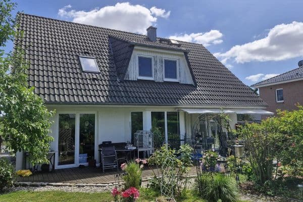 Prodej domu 156 m², pozemek 1.113 m², Fredersdorf Prodej domu 156 m², pozemek 1.113 m², Fredersdorf