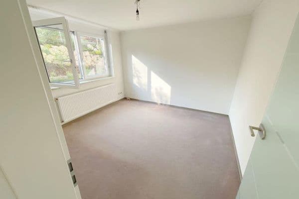 Pronájem bytu 2+1 56 m², Karlsruhe, Bádensko-Württembersko Pronájem bytu 2+1 56 m², Karlsruhe, Bádensko-Württembersko