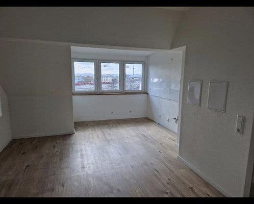 Prodej bytu 2+1 62 m², Ludwigshafen Prodej bytu 2+1 62 m², Ludwigshafen