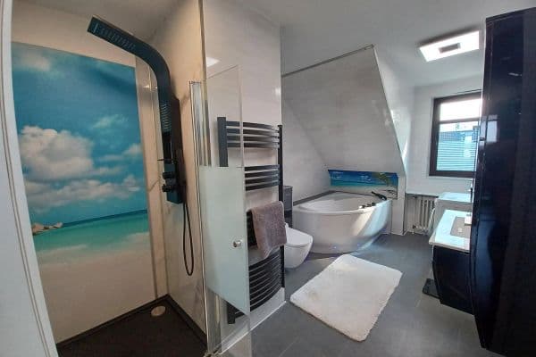 Prodej bytu 2+kk 84 m², Schützenstrasse 41, Wachtberg Prodej bytu 2+kk 84 m², Schützenstrasse 41, Wachtberg