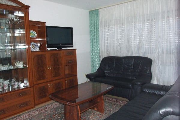 Pronájem bytu 3+1 75 m², Sulzbacher Str. 71, Nürnberg Pronájem bytu 3+1 75 m², Sulzbacher Str. 71, Nürnberg