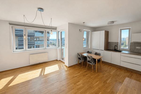 Pronájem bytu 2+kk 59 m², Pod Stolovou horou, Praha Pronájem bytu 2+kk 59 m², Pod Stolovou horou, Praha