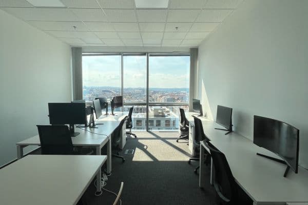 Pronájem kanceláře 28 m², Jankovcova, Praha Pronájem kanceláře 28 m², Jankovcova, Praha