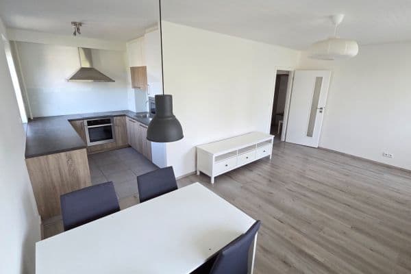 Pronájem bytu 3+kk 66 m², Habrová, Praha Pronájem bytu 3+kk 66 m², Habrová, Praha