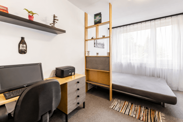 Pronájem bytu 4+1 15 m², Bojčenkova, Praha Pronájem bytu 4+1 15 m², Bojčenkova, Praha