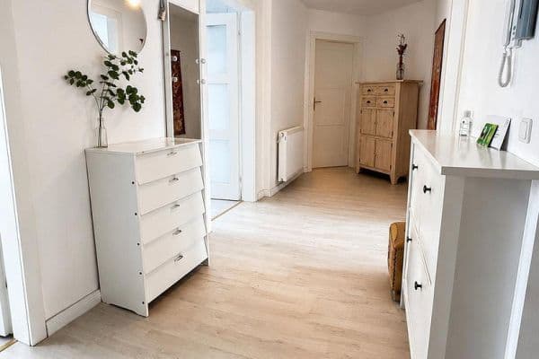 Pronájem bytu 4+1 120 m², Mönchengladbach Pronájem bytu 4+1 120 m², Mönchengladbach