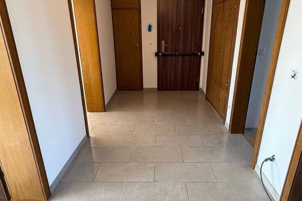 Pronájem bytu 3+1 77 m², Meßdorfer Straße 306, Bonn Pronájem bytu 3+1 77 m², Meßdorfer Straße 306, Bonn