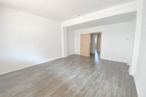 Prodej bytu 3+1 76 m², Bremen, Bremen Prodej bytu 3+1 76 m², Bremen, Bremen