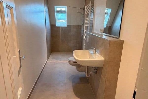 Pronájem bytu 3+kk 100 m², Martintistr. 17a, Osnabrück, Dolní Sasko Pronájem bytu 3+kk 100 m², Martintistr. 17a, Osnabrück, Dolní Sasko