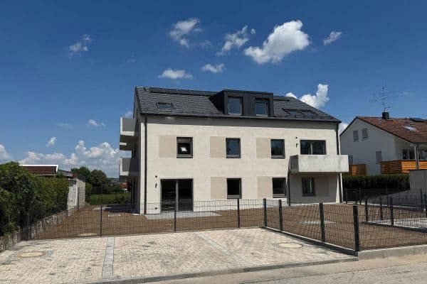 Pronájem bytu 3+1 65 m², Anzing, Bavorsko Pronájem bytu 3+1 65 m², Anzing, Bavorsko