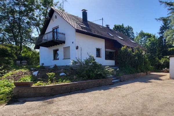 Prodej domu 197 m², pozemek 800 m², Schorndorf Prodej domu 197 m², pozemek 800 m², Schorndorf