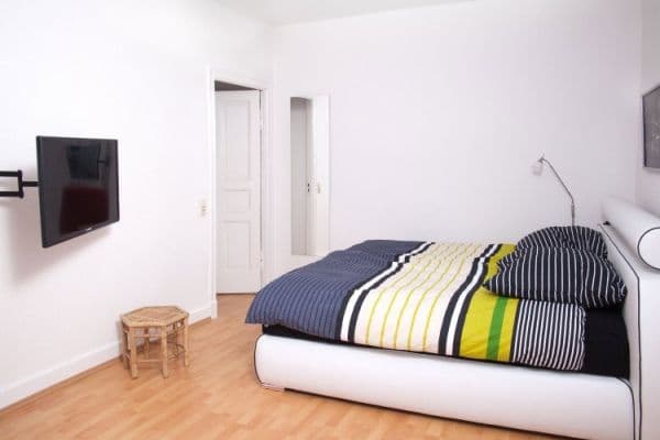 Pronájem bytu 1+1 37 m², Berlin, Berlín Pronájem bytu 1+1 37 m², Berlin, Berlín