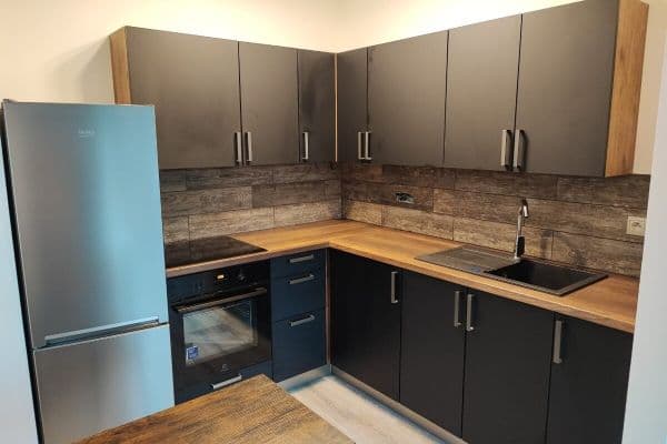 Pronájem bytu 2+1 45 m², Ivanská cesta, Ružinov Pronájem bytu 2+1 45 m², Ivanská cesta, Ružinov